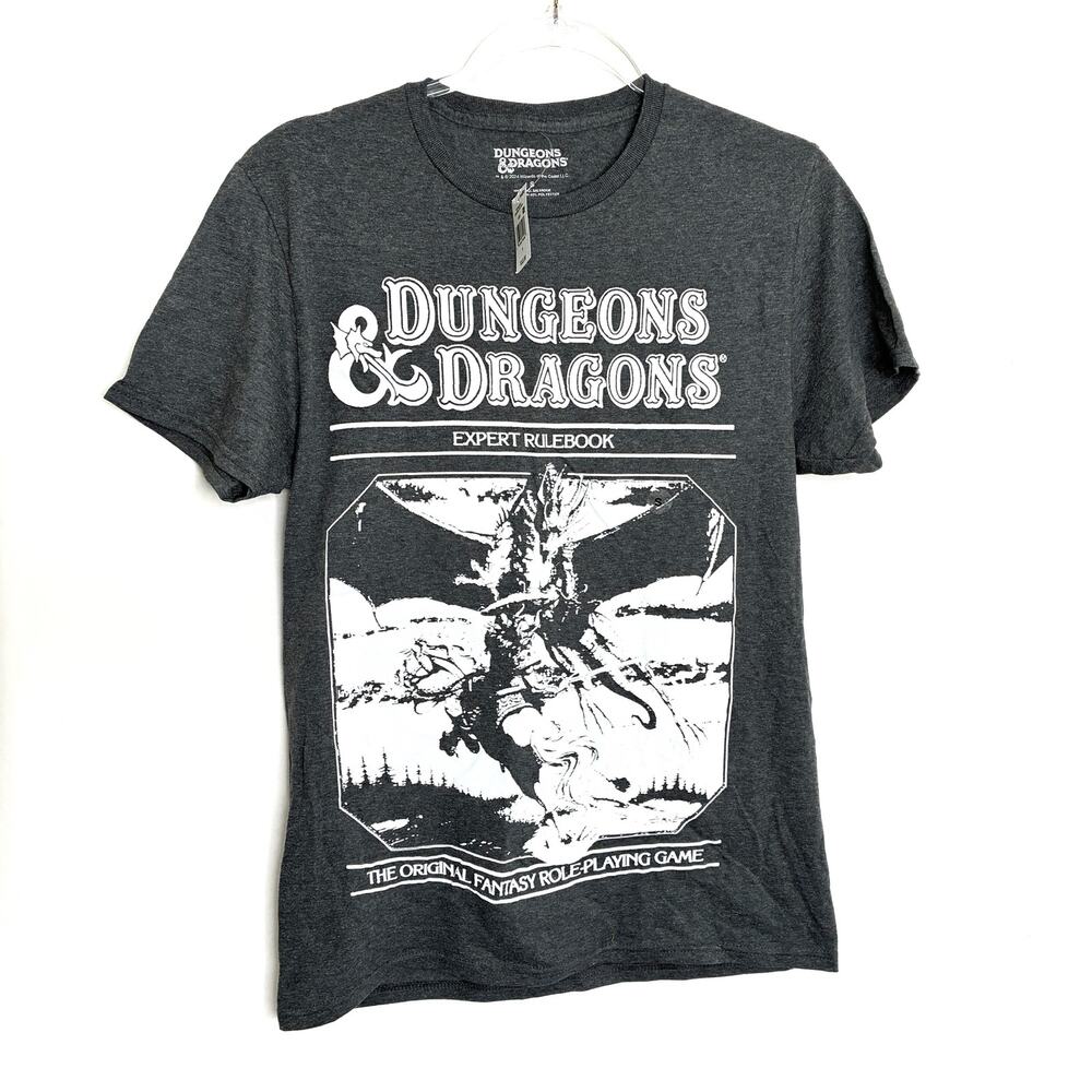D&D Dungeons & Dragons Gray Short Sleeve Graphic Tee Cotton Poly NWT Mens Small